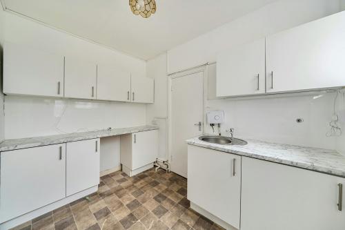 261 Chiswick High Road, Chiswick, London, W4