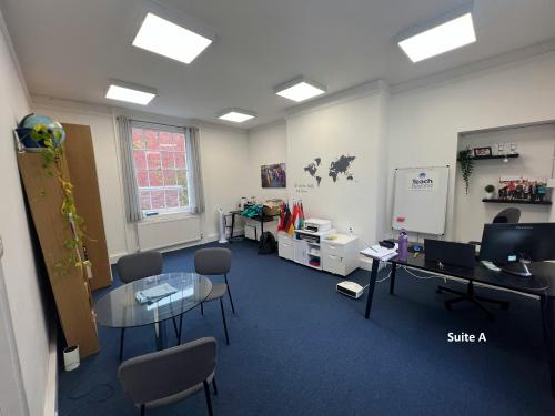 Richmond House, Carfax, Horsham, RH12