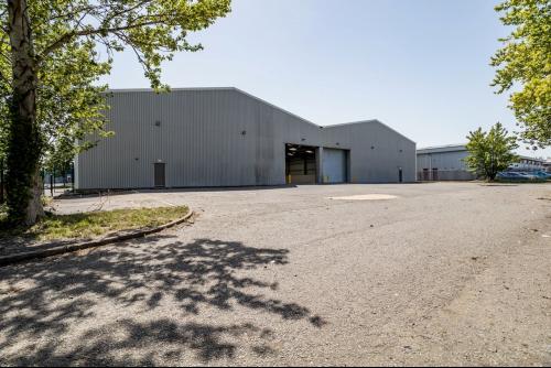 Unit C, 10-16 Laporte Way, Luton, LU4