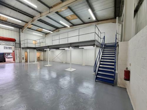 Unit 7 Alders Court, Watchmead, Welwyn Garden City, AL7