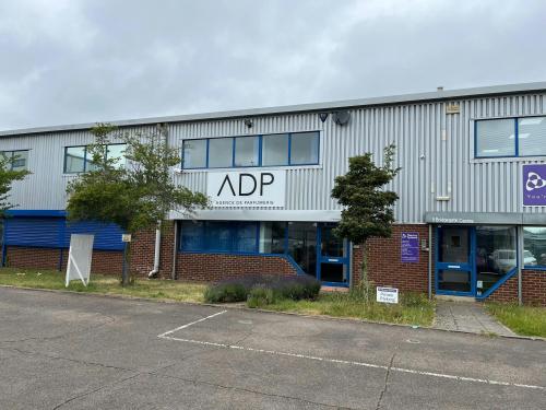 Unit 10, Bridge Gate Centre, Welwyn Garden City, AL7