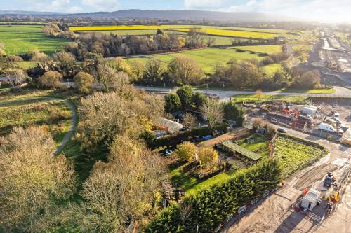 0.63 Acres, Old Risborough Road, Stoke Mandeville, Aylesbury, HP22