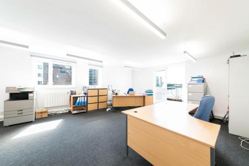 Suite 3, 17 Pepper Street, Canary Wharf, London, E14