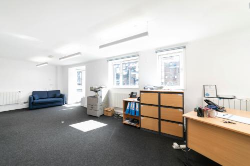 Suite 3, 17 Pepper Street, Canary Wharf, London, E14