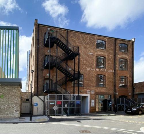 Unit 20 Deane House Studios, Kentish Town, London, NW5