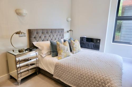 Clifton, Forth & Tamar House Residential Blocks, Brants Bridge, Bracknell, RG12
