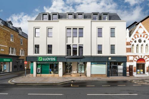 Greenside, Little Green, Richmond upon Thames, TW9