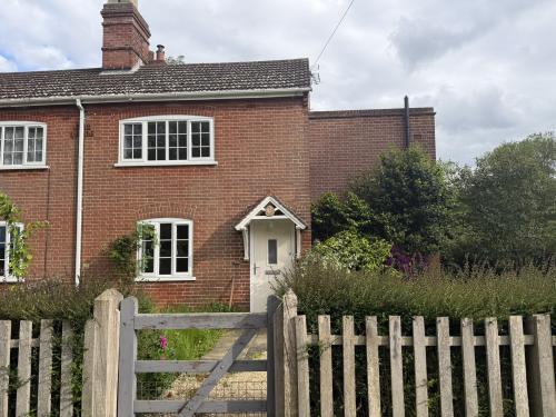 1, Park Farm Cottage, Beeston Lane, Beeston St Andrew, Norwich, NR12