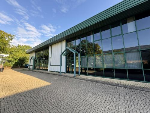 Units 1 & 2, Flanders Industrial Park, Hedge End, Southampton, SO30