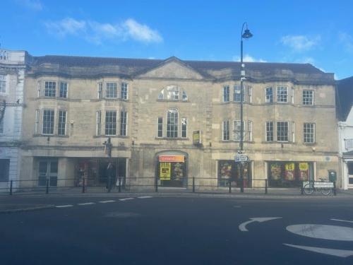 44 -45 Market Place, Chippenham, SN15