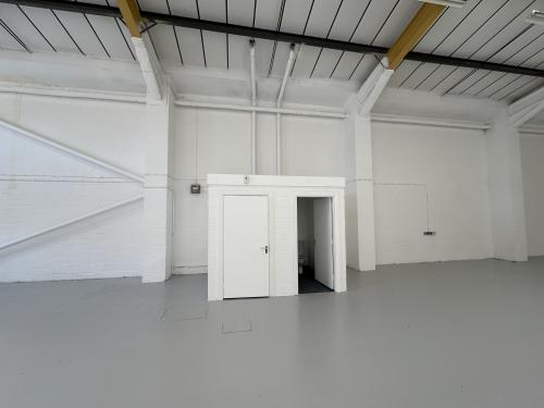 Unit 70, Hammonds Drive Industrial Estate, 70 Hammonds Drive, Eastbourne, BN23