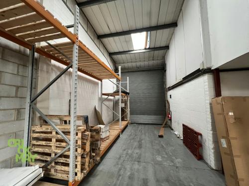 Unit 11, Lawson Hunt Industrial Park, Broadbridge Heath, RH12
