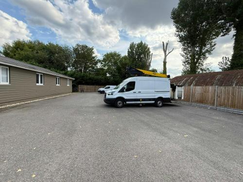 1.5 Acres, Withy Park, Dutton Lane, Withy Meadows, Eastleigh, SO50