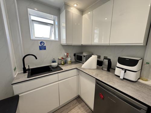 2nd Floor, 5 Commerce Way, Croydon, CR0