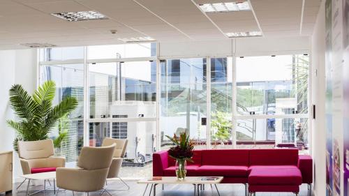 Linford Wood Business Park, Sunrise Parkway, Linford Wood, Milton Keynes, MK14