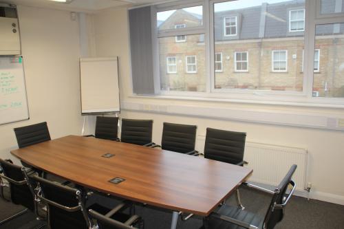 17, 17 Pages Walk, Newington, London, SE1