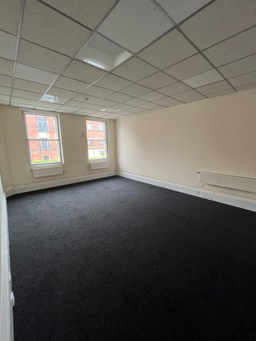 Unit 14 Grosvenor Court, Grosvenor Court, 14 Foregate Street, Chester, CH1