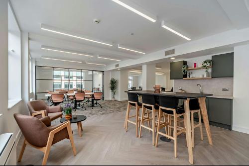60 Cheapside, City, London, EC2V