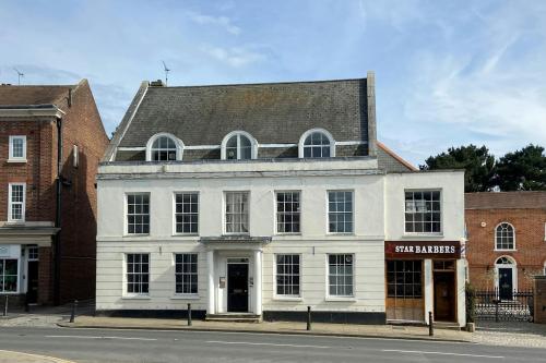 Winterton House, High Street, Westerham, TN16