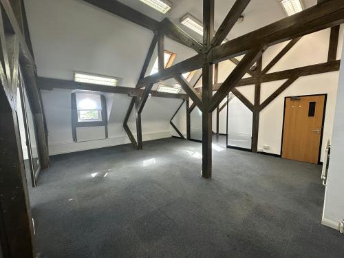 Suite 4A Victoria House, South Street, Farnham, GU9