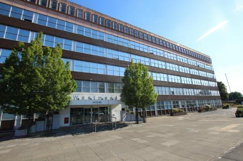 Westmead House, Farnborough, GU14