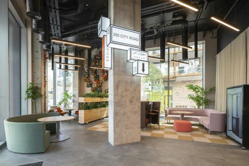 Tiller & Lock, 250 City Road, Clerkenwell, London, EC1V