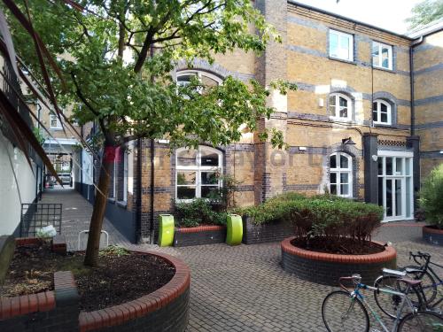 Unit K Maples Business Centre, 144 Liverpool Road, Islington, London, N1