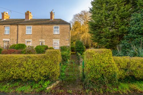 Glebe House, Main Road, Potterhanworth, Lincoln, LN4