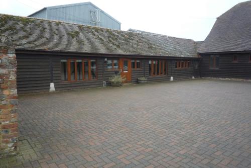 South Lodge, Bullen Court Business Centre, Bullen Lane, East Peckham, Tonbridge, TN12