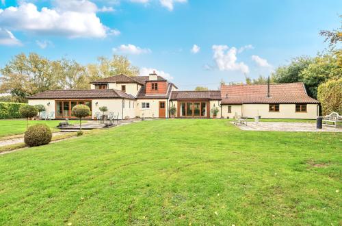 Orchard House, Silfield Street, Silfield, Wymondham, NR18