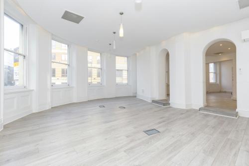 359 Goswell Road, Angel, London, EC1V
