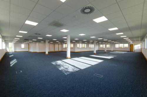 Mondial House, 5 Mondial Way, Heathrow, Hayes, UB3