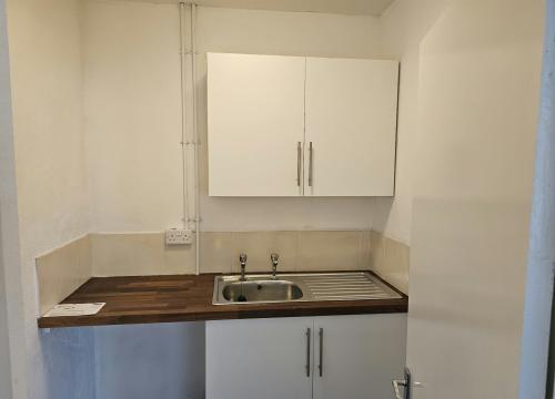 Unit 1, Bosprowal Farm Units, Penhale Road, Camborne, TR14