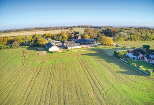 Kingston Pastures Farm, Old Wimpole Road, Royston, SG8