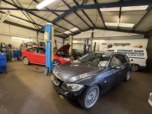 Farndon Crossroads Garage, Fosse Road, Newark, NG24