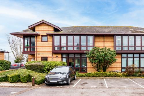 Waterberry Drive, 6b The Briars, Waterlooville, PO7