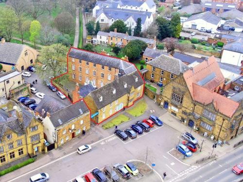 21 Horse Fair, Banbury, OX16