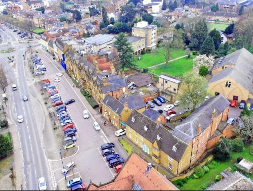 21 Horse Fair, Banbury, OX16