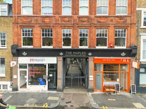 Suite A Maples Business Centre, 144 Liverpool Road, Islington, London, N1