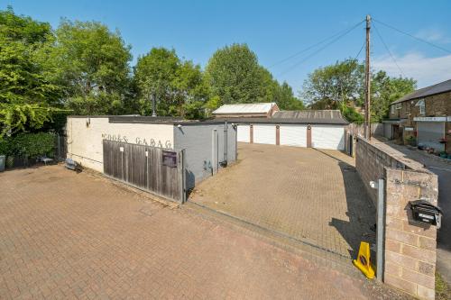 Cooks Garage, Forge Lane, Northwood, HA6