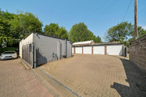 Cooks Garage, Forge Lane, Northwood, HA6