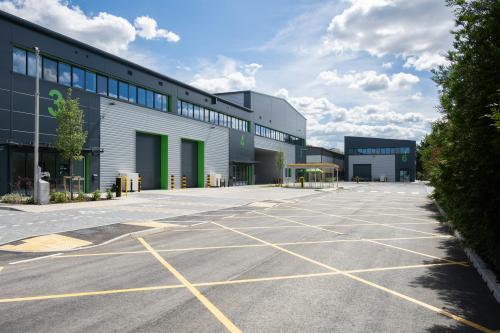 Unit 5, Metroplex Park, Red Lion Road, Tolworth, KT6