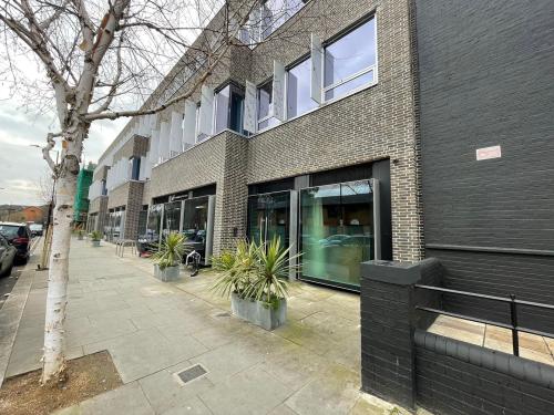 111 Freston Road, Holland Park, London, W11