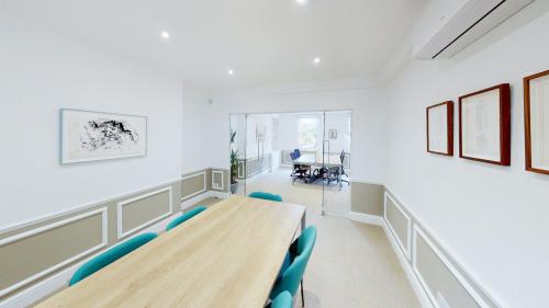 60 Pembroke Road, Kensington, London, W8