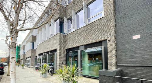 111 Freston Road, Holland Park, London, W11