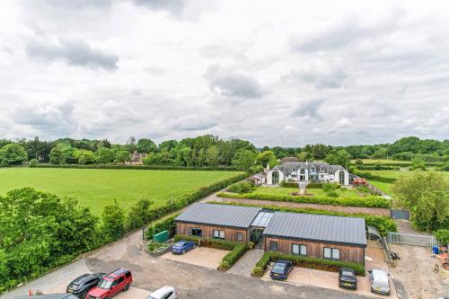 Tenterden Business Centre, Ashford Road, Tenterden, TN30