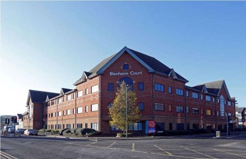 Blenheim Court, George Street, Banbury, OX16