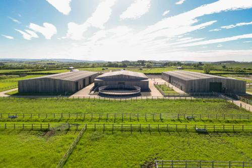 Lot 1, Stonecroft Equestrian Centre, Banbury Road, Oxhill, Kineton, CV35
