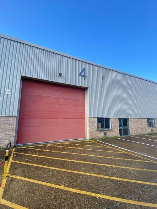 Unit 4, Gatwick International Distribution Centre, Cobham Way, Maidenbower, Crawley, RH10