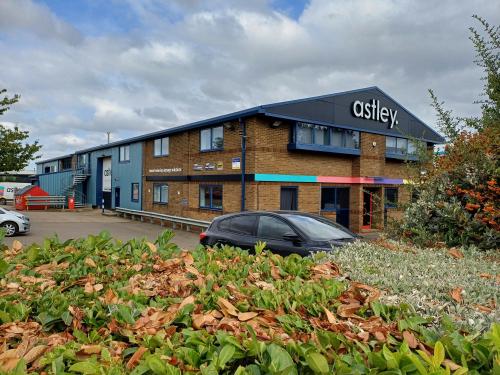 Telford Way Industrial Estate, 18 Linnell Way, Kettering, NN16